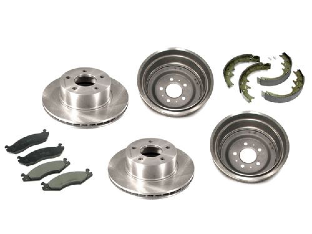 Bremsscheiben & Beläge vorne / Bremstrommeln & Backen hinten als Set
